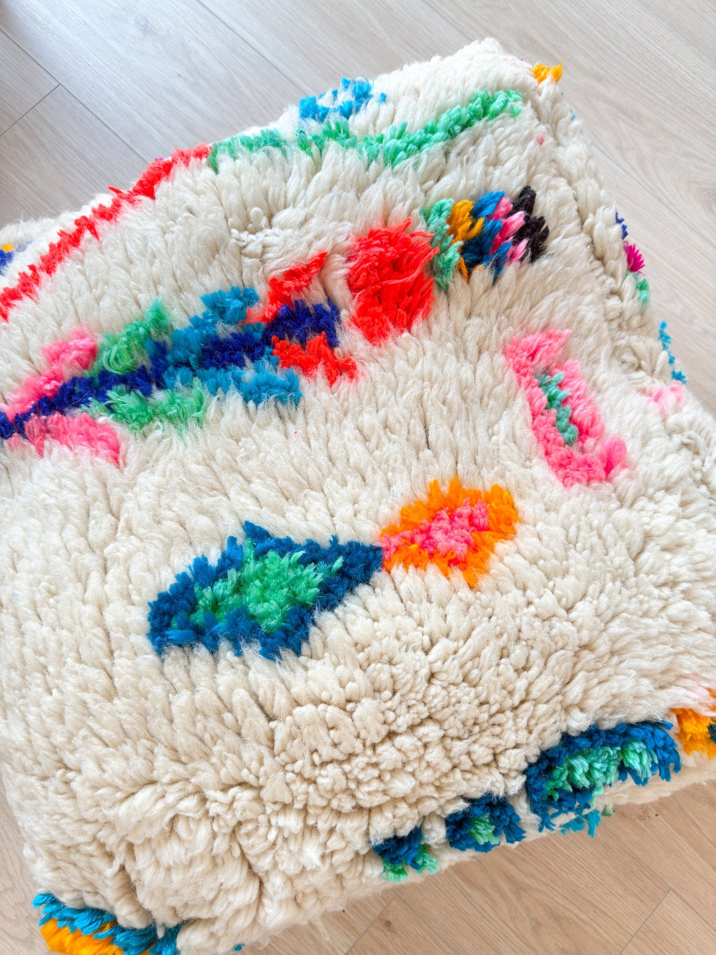Moroccan pouf, colorful Berber pouf - 60 x 60 cm - n°52