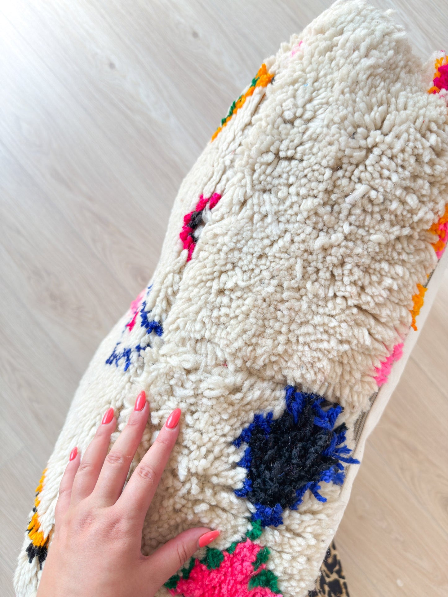 Moroccan pouf, colorful Berber pouf - 60 x 60 cm - n°47